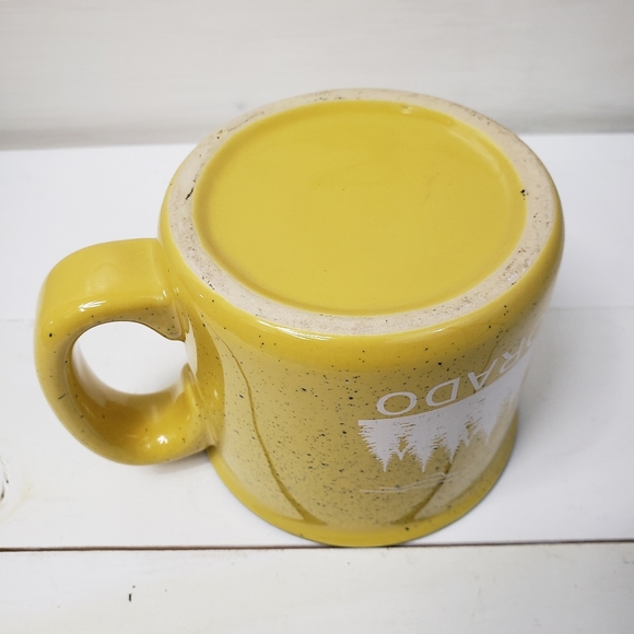 Colorado Mountain heavy pottery mug - Picture 7 of 8